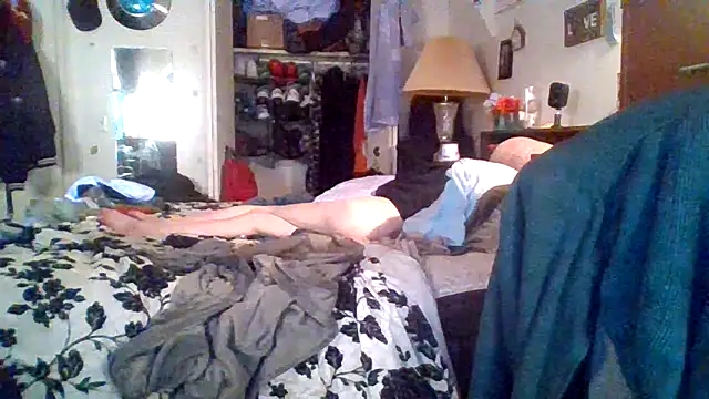 ThickStickly1 Adlı Modelin Canlı XXX Sohbeti