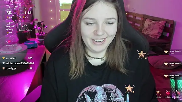 XNirvanaX Chat XXX in diretta