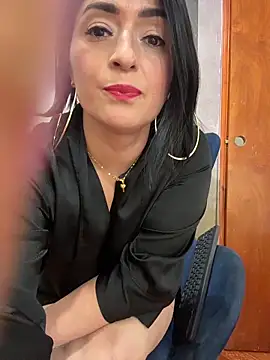 karenlennox1: онлайн-секс-чат