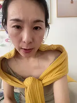 you-005: онлайн-секс-чат