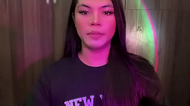 Lust_nLove Show in webcam