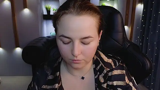 دردشة Mira_Mermayd الجنسية المباشرة