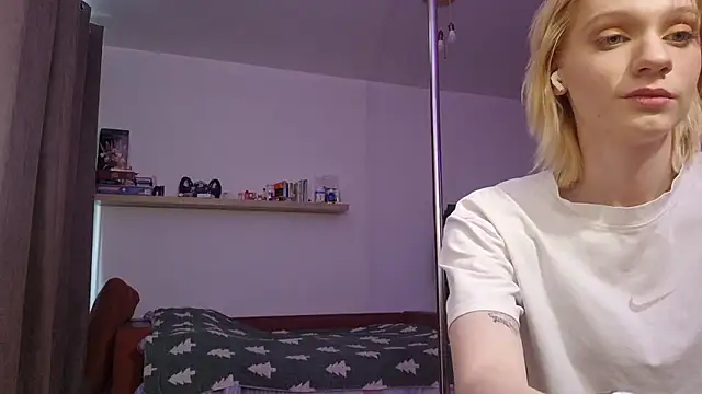 AuraNevera Live XXX Chat