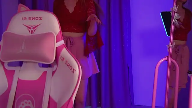 AgataFoxley Live XXX Chat