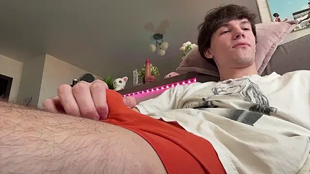 Jeremy1Scott Chat XXX live