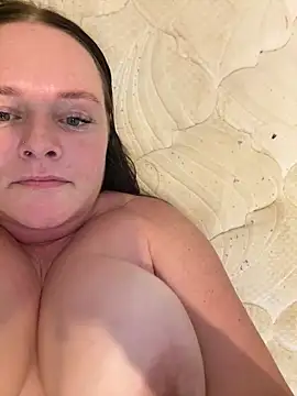 Вебкам-шоу carinabro10