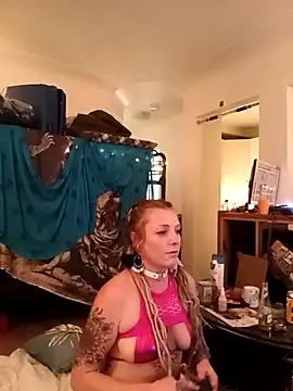 ticklemepinkk 即時 XXX 聊天