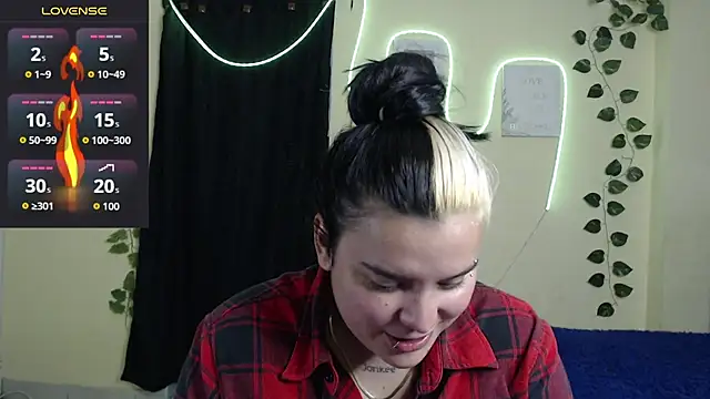 Nika_1_ élő XXX-chatje