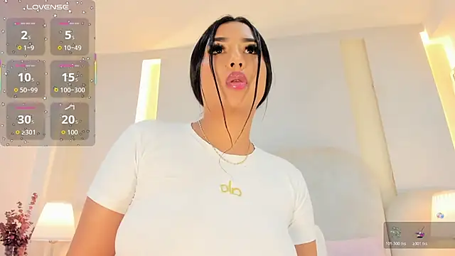 SalomeeBell লাইভ XXX চ্যাট