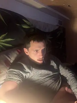 bugboy Chat XXX in diretta