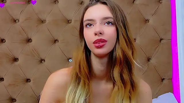 CoraVex Chat XXX in diretta