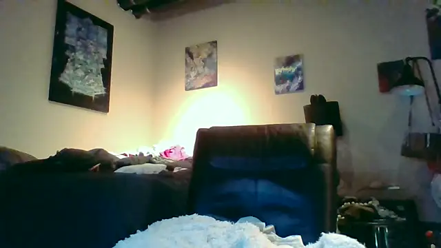 eatmeplease44 Live XXX Chat