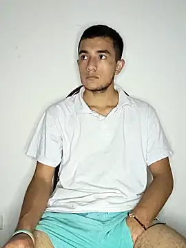 Thick_Cock Adlı Modelin Canlı XXX Sohbeti