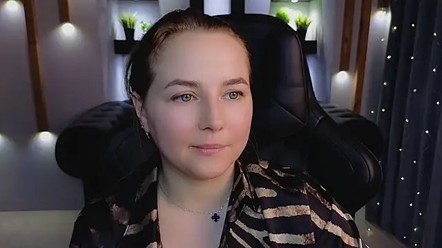 Mira_Mermayd: απευθείας συνομιλία ΧΧΧ