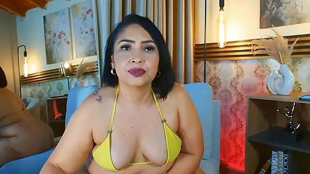 Madissononee's Live XXX Chat