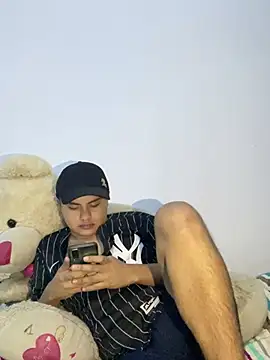 andresmahecha777 Show in webcam