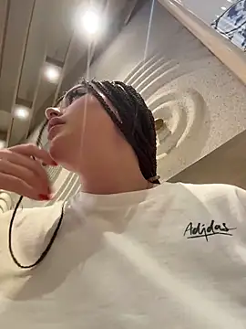 KiraSunshine Chat XXX live