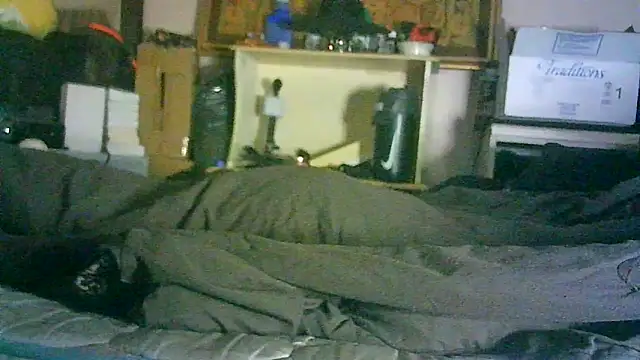 Czat XXX na żywo – ON3YOULLN3VER_FIR3