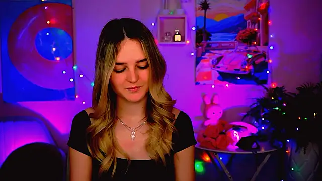 DeboraLarson live XXX chat