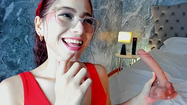 Maiia_Cute: απευθείας συνομιλία ΧΧΧ