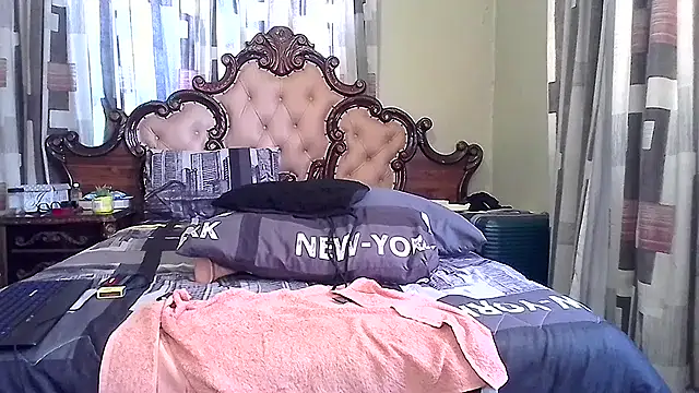 HOTSEXCBOOBS30xx 现场XXX聊天