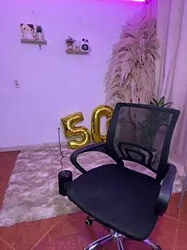 Онлайн чат XXX ariadna_cooper