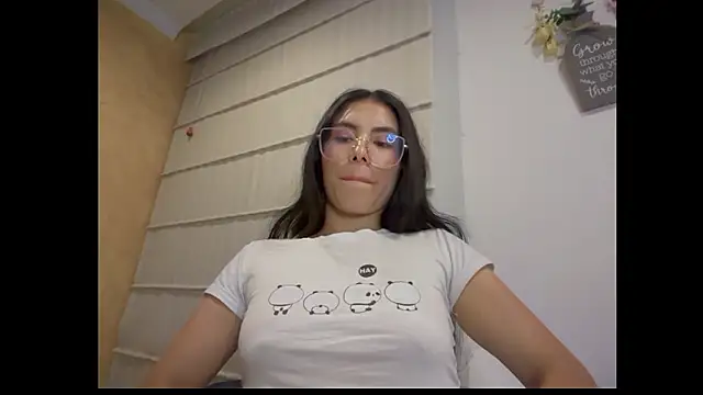 Онлайн чат XXX sasha_jonne