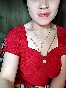 Hani-i élő XXX-chatje