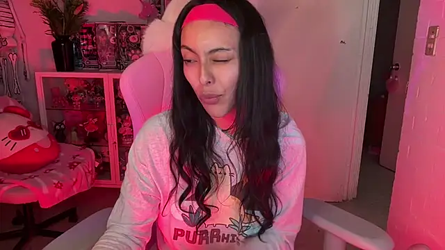 kaithra Chat XXX in diretta