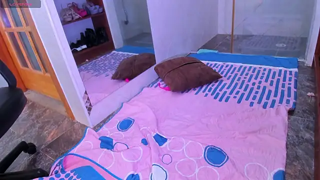 AnitaDuque live XXX chat