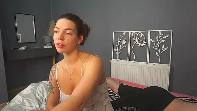 Garden_of_Eden_'s Live XXX Chat