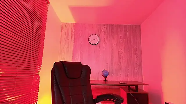 AuroraBrow Live XXX-chat