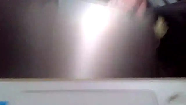 Jbsklxz67's Live XXX Chat