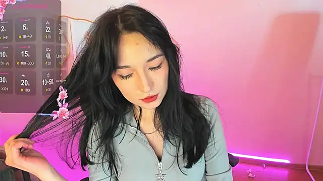 AliceeinWonderlanddd Webcam Show