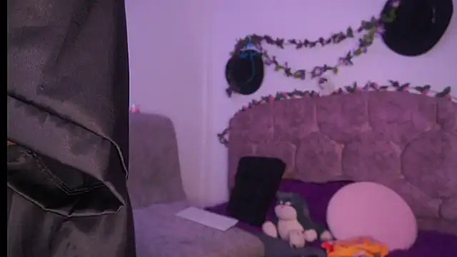 Tiffany_sander Chat XXX in diretta