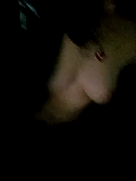 3littleschoolteens élő XXX-chatje