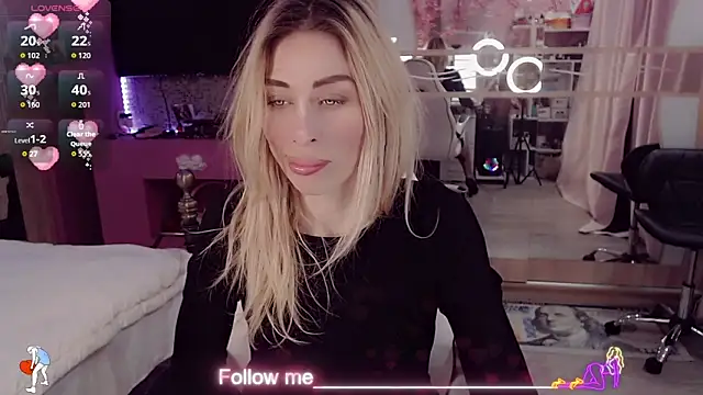 Chatroom XXX en direct de AnnieGOld_