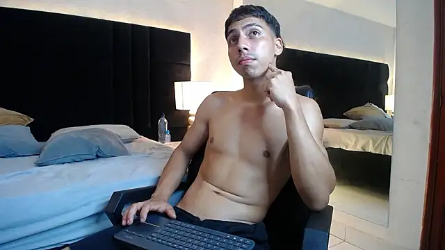 Živý XXX chat Axel_Walkeer