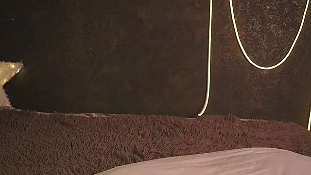 LinoAdaro's Live XXX Chat