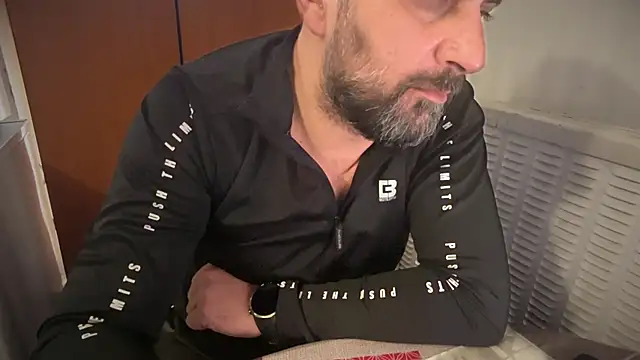 TARKAN1 Live XXX Chat