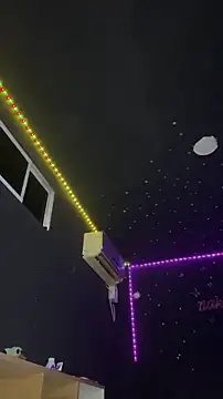 naho_love élő XXX-chatje