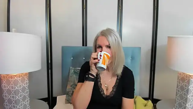 EricaTop élő XXX-chatje