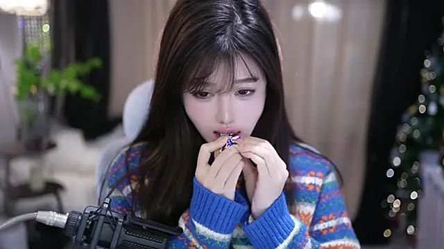 CecilyのライブXXXチャット