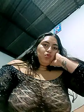 xandra252 现场XXX聊天