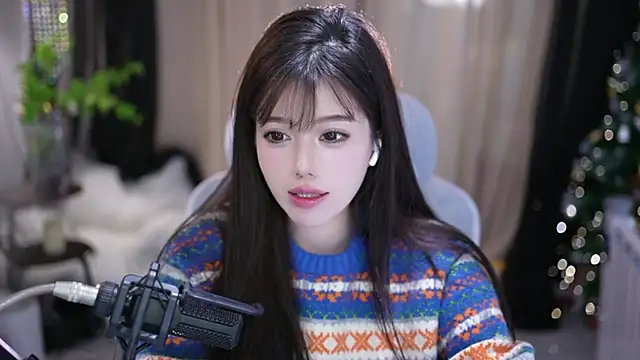 Cecily 现场XXX聊天