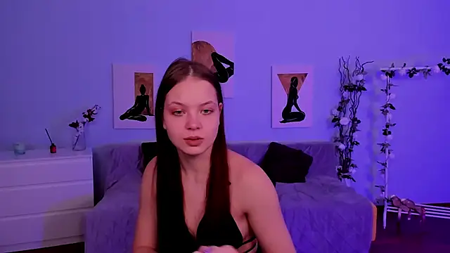 BetsyKiss Adlı Modelin Canlı XXX Sohbeti