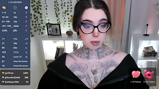 Dixi_Pixi_: онлайн-секс-чат