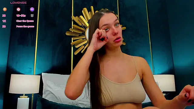 AprilWong Adlı Modelin Canlı XXX Sohbeti