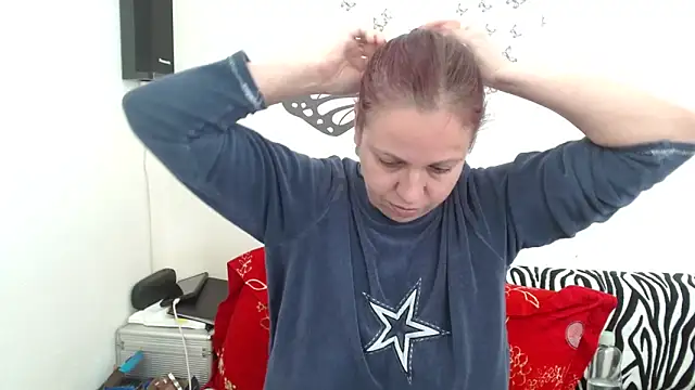 LadyHellene: απευθείας συνομιλία ΧΧΧ