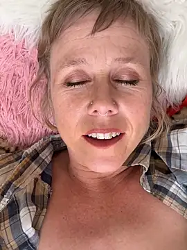 goodgirlbabydoll's Live XXX Chat